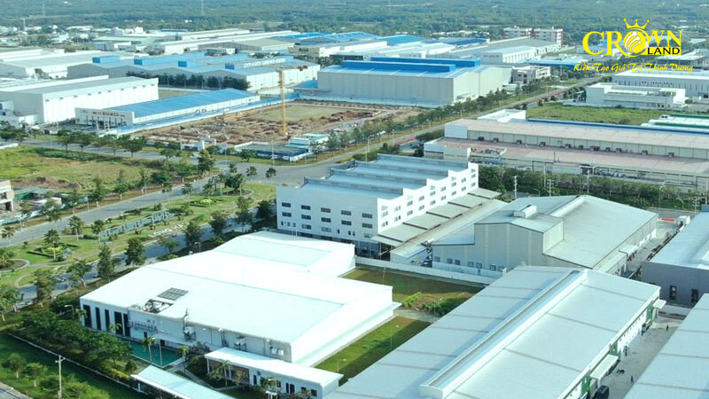 Why is there an increase in the heat of real estate in Binh Phuoc